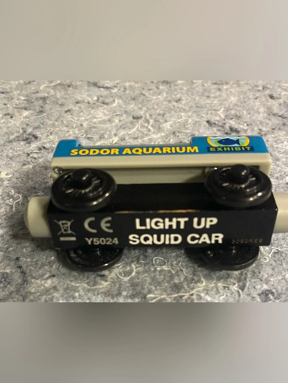 Thomas & Friends Wooden Railway Light Up Squid Car)